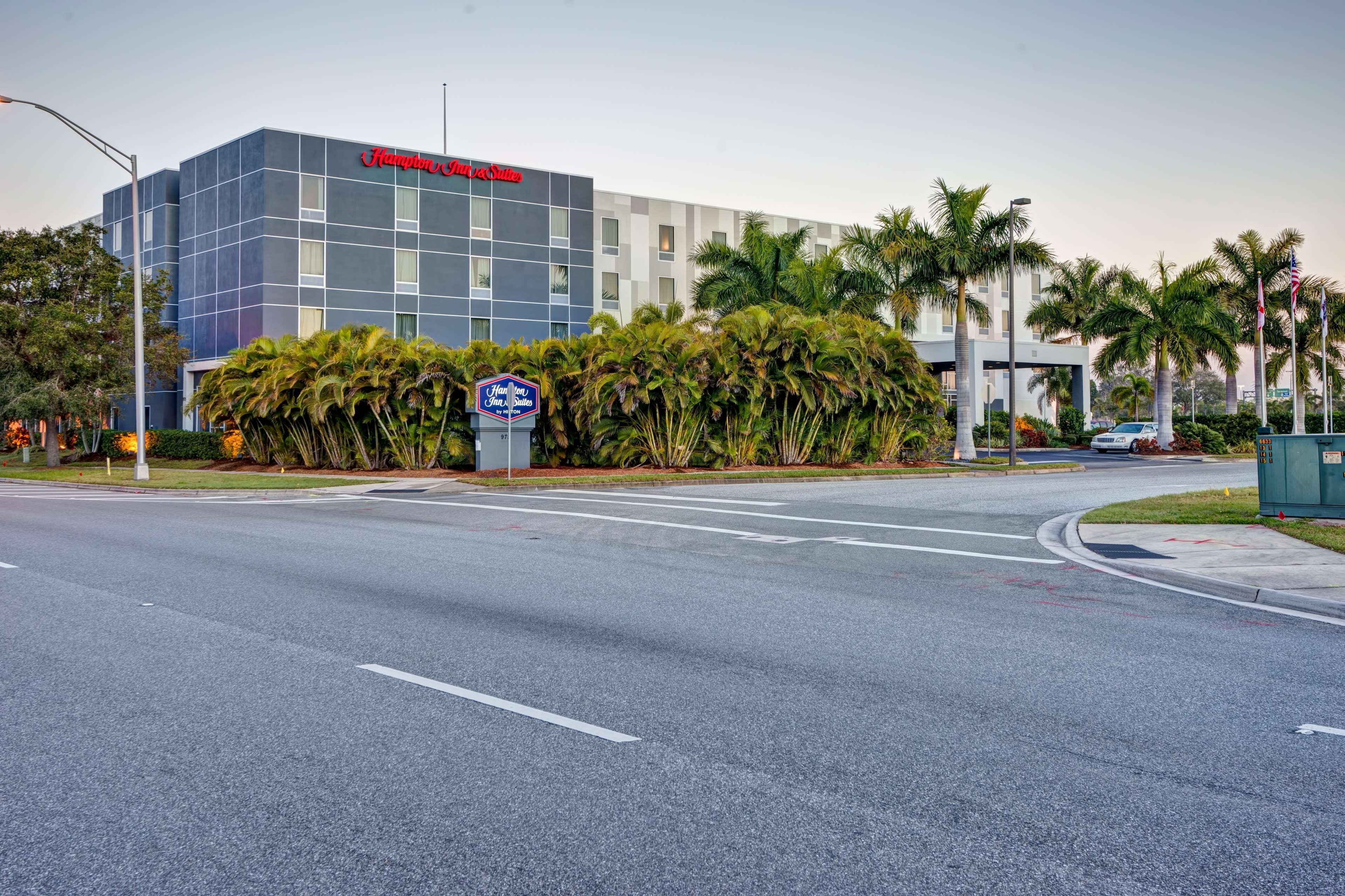 Hampton Inn & Suites Sarasota / Bradenton - Airport Exterior foto