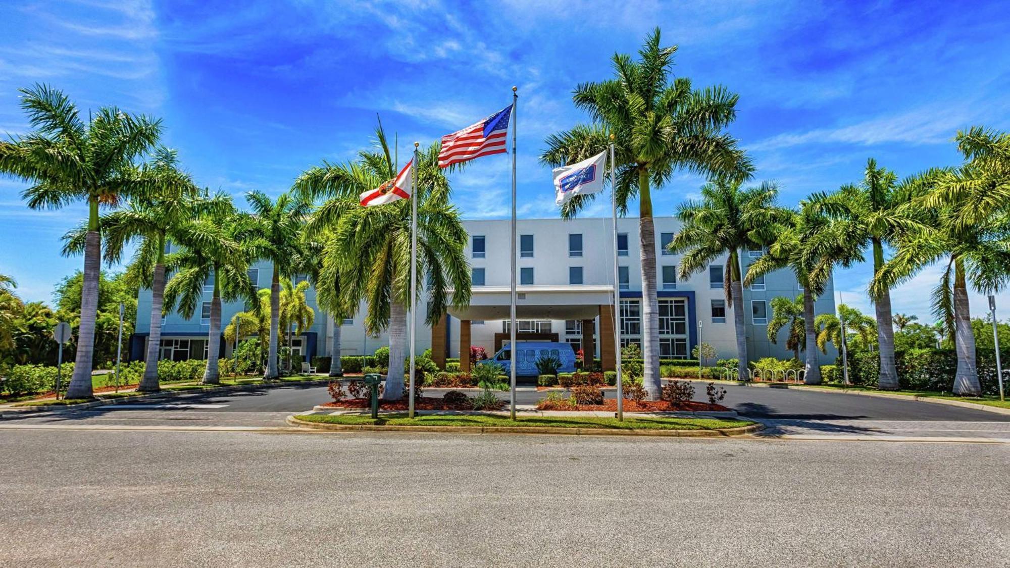 Hampton Inn & Suites Sarasota / Bradenton - Airport Exterior foto